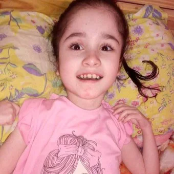 sZb8Ow1Am_340x340__1